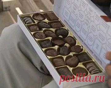 Из какого фильма эта коробка шоколада? Подсказка: 6 премий "Оскар".