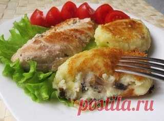 КАРТОФЕЛЬНЫЕ ЗРАЗЫ С ГРИБАМИ 

Ингредиенты: 

● 6-7 средних картофелин 
Показать полностью…