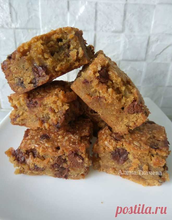 Блонди. 
(с яблоком и шоколадом)  Да!мы с кастрюлькой
