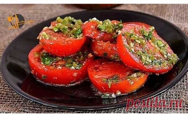 ​15 рецептов блюд по-корейски 1. Самая вкусная морковь по-корейски.На 1 кг. моркови:3 ст.л.сахара,1 ч.л. соли,1 ст.л. кориандра молотого,2 ст.л. уксуса,0,5 ч.л. черного молотого перца,щепотка красного молотого перца,5 зубков чеснока,100-150 грамм растительного масла.Морковь натираем на специальной терке, посыпаем...