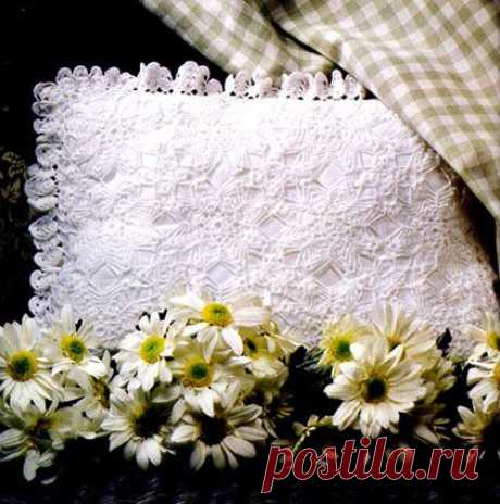 Кружевная подушка