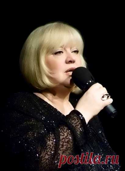 Плейкаст «Актриса читала стихи»