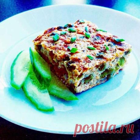 Запеканка из рубленой куриной грудки с зелёным горошком рецепт приготовления блюда занимает 20 мин времени