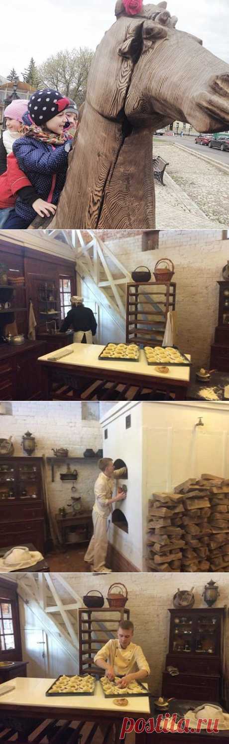 Музейная фабрика Пастилы с чаепитием и баранками.
Наши телефоны: 8-925-505-21-06

8-495-691-283-29 т.факс