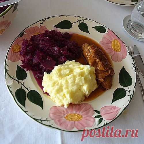 Свиные рулетики с колбасками(немецкая ).