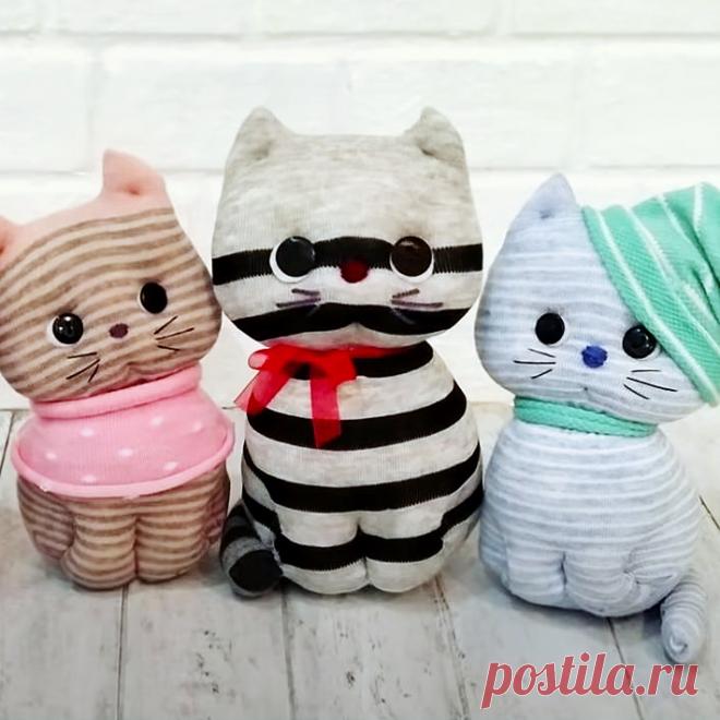 Игрушки из носков своими руками. Мастер-классы | Креаликум