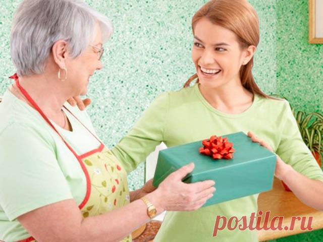 Что подарить маме на 8 Марта — лучшие идеи для подарков