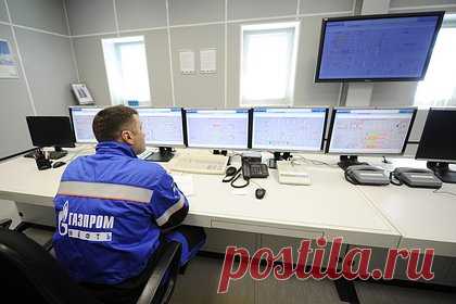 «Газпромнефть» ввела штраф в 100 тысяч рублей за попытку пронести телефон на завод