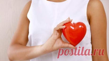 Врачи назвали самый опасный продукт для здоровья сердца У людей, ежедневно употребляющих красное мясо, повышается риск болезней сердца, сосудов и диабета. По мнению американских ученых, риск смерти от разных заболеваний у мясоедов увеличивался из-за избытка в организме гемового железа, которого много в красном мясе. Также на здоровье негативно влияли нитраты и нитриты, которые добавляют в мясо в процессе обработки. Сотрудники Национального института рака […]