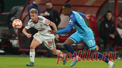 Сёмин: на Пиняева возлагают большие надежды — надо оправдывать авансы. Бывший главный тренер «Локомотива» Юрий Сёмин высказался о перспективах полузащитника московского клуба Сергея Пиняева. Читать далее