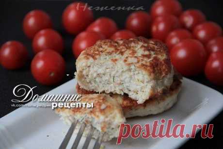 Куриные котлеты с кабачком и творогом.