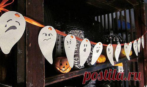 Гирлянда к Хэллоуину из забавных привидений