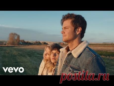 Creedence Clearwater Revival - Have You Ever Seen The Rain (Official)