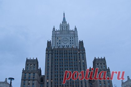 В МИД раскрыли пользу от расширения БРИКС. Заместитель министра иностранных дел и шерпа России в БРИКС Сергей Рябков подтвердил приверженность России сохранению духа БРИКС. Он также заявил, что расширение объединения принесет пользу всем его членам и будет способствовать построению нового, более справедливого и многополярного миропорядка.