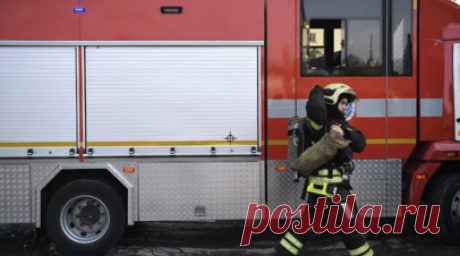 В Кировском районе Крыма проводят эвакуацию 2225 жителей четырёх сел. В Кировском районе Крыма проводится эвакуация примерно 2225 граждан из сёл Приветное, Айвазовское, Кринички и Абрикосовка из-за пожара на расположенном поблизости полигоне. Читать далее