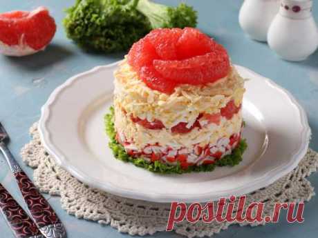 Салат с грейпфрутом и крабовыми палочками — рецепт с фото пошагово