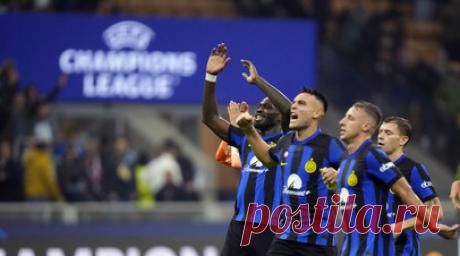 «Милан» впервые в истории не выпустил ни одного итальянца в основе матча ЛЧ. «Милан» впервые в истории не выпустил ни одного итальянца в стартовом составе в матче Лиги чемпионов УЕФА. Читать далее