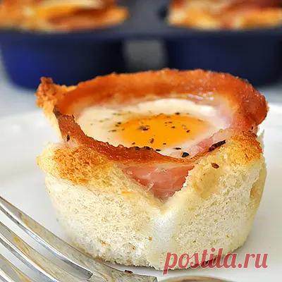 Готовим яичницу с беконом