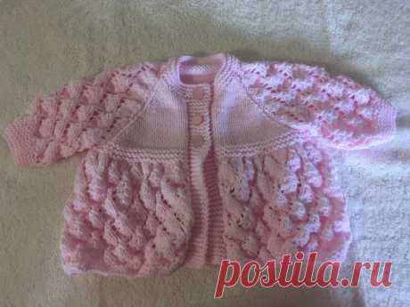 Handknitted baby cardigan Handknitted using Sirdar wool. Age 0-3 months. Machine washable.