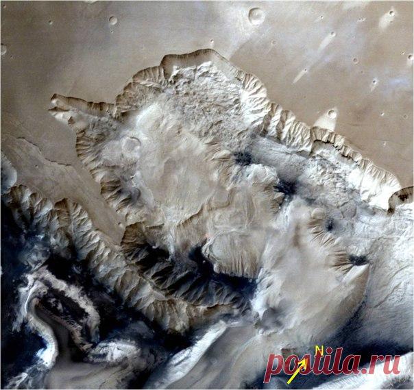 Индийский зонд Mangalyaan прислал детальные изображения поверхности Марса / Astro Analytics