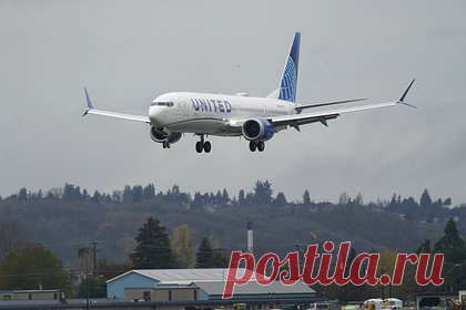 Невеста едва не пропустила свадьбу из-за проблем с Boeing 737 Max 9. Невеста призналась, что едва не пропустила свадьбу из-за проблем с самолетами Boeing 737 Max 9, из-за которых в США отменили сотни рейсов. Эмма Дегерштедт рассказала, что 10 января они с женихом должны были вылететь из штата Нью-Джерси в штат Флорида. Но перед вылетом молодожены узнали, что рейс отменен.
