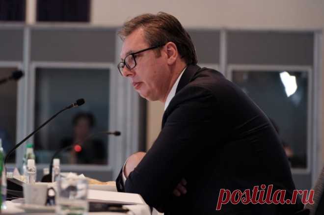 Вучич сравнил позицию коллективного Запада по Сербии и Украине. По его словам, западные страны демонстрируют свое двуличие.