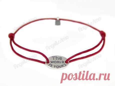 Веревочный браслет с цитатой &quot;The world is yours&quot; от Amorem