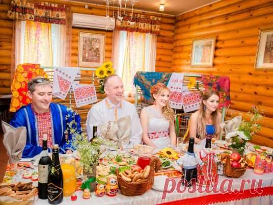 Под Княжеским Стягом 
(Сергиев Посад - Александров - Углич - Мышкин - Мартыново/Борисоглебск , 3 дня)

Трехдневный тур из Москвы позволит в оптимальном режиме, без лишней спешки, посетить 5 значимых городов Золотого кольца.Чудесное размещение, питание, все организационные моменты "без сучка и задоринки"