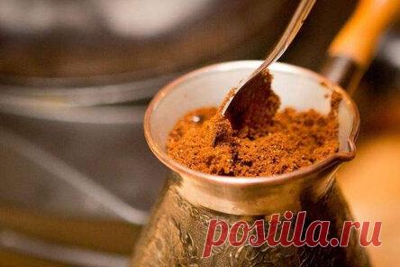 Как сохранить растения здоровыми: картофельная вода и еще 7 лучших лайфхаков по уходу за домашними растениями