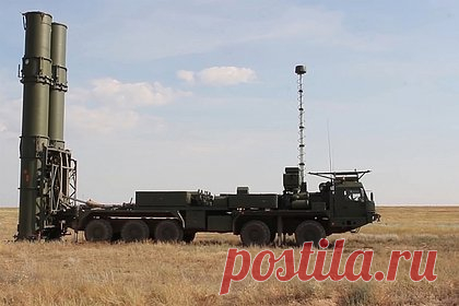Описаны способы применения российского «Прометея». Комплекс «Прометей» позволит роботизировать функции механика-водителя и стрелка-наводчика, заявил военный эксперт Виктор Мураховский. Способны применения перспективного российского комплекса описали «Известия». Мураховский добавил, что в перспективе можно сделать безэкипажными комплексы ПВО.