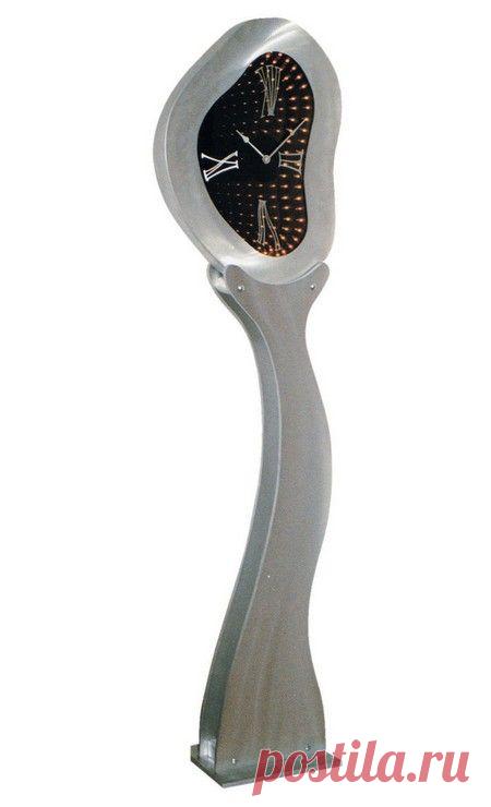 Непередаваемый колорит напольных часов — Роскошь и уют