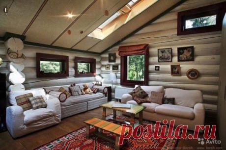 Дизайн на даче должен быть
 продуман не меньше, 
чем  элитный дизайн квартир.
Фотоальбомы и идеи 
смотрите по ссылке https://stroim--dachy.ru/kak-krasivo-sdelat-interer-na-dache.html