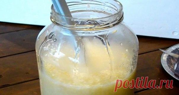 4 столовые ложки этого средства в день и рак будет побежден!

Известный российский ученый открывает рецепт самого мощного лекарства!

Польза для здоровья, предоставляемая этим природным средством, бесчисленна. Оно очищает ваши кровеносные сосуды, почки и печень, повышает вашу иммунную систему, и улучшает ваше здоровье сердца, защищая от сердечных заболеваний и сердечной недостаточности.

Более того, это чрезвычайно полезно для вашего здоровья мозга и когнитивной функции. О...