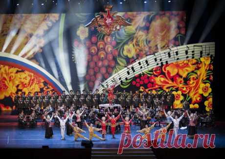Alexandrov_Ensemble_12.jpg (Изображение JPEG, 550 × 390 пикселов)