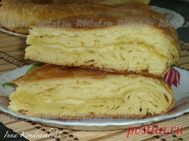 Хачапури с сыром сулугуни