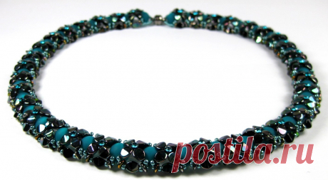 Anleitung: Kette " Elfi " Sie erhalten eine PDF-Datei nach Zahlungseingang per Email.
 
Kette " Elfi" (Länge ca. 47cm)
 
Material:
37 x Rundperlen Ø 8mm
36 x Swarovski 40001 Crystal Mesh
18g Pinch Beads 5x3mm
5g O Beads
4g Miyuki Rocailles 11/0
1 x Verschluß
2 x Spaltringe
Fireline 0,12 (6 LB D), Nadel #12
