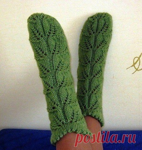 Носочки красивым узором