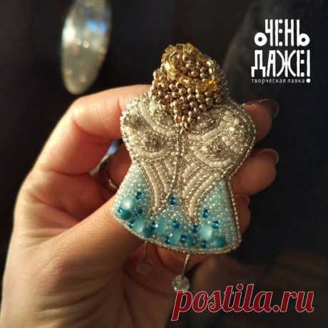 Броши. Вышивка бисером