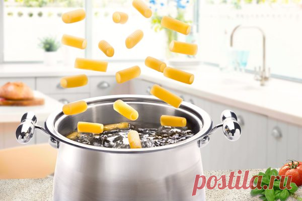 Золотая вода! Почему не стоит выливать воду после варки макарон - медиаплатформа МирТесен