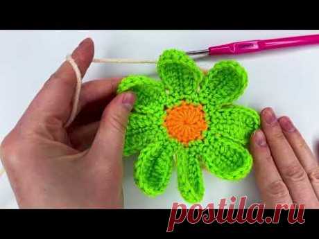 The BEST Granny Square Flower