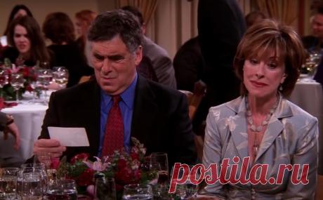 12 негласных правил нарциссической семьи
Нарциссическая семья — это семья, в которой потребности родителей всегда находятся в центре внимания, а от детей ожидается, что они будут удовлетворять эти потребности любыми возможными способами. Модель здоровой семьи переворачивается: дети поддерживают родителей, а не наоборот. Типичная нарциссическая семья это Геллеры из «Друзей» Типичная нарциссическая...
Читай дальше на сайте. Жми подробнее ➡