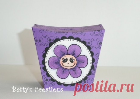 Коробочки, корзинки и новогодние игрушки из картона