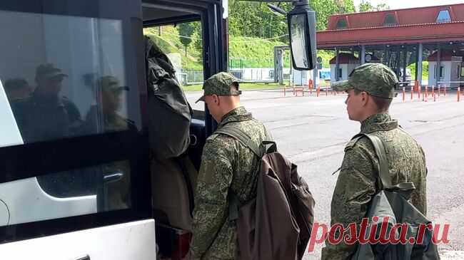 Ил-76 со спасенными из плена российскими солдатами сел в Чкаловском