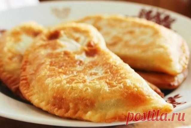 Чебуреки с мясом. Очень удачное хрусткое тесто! - читать полностью »
