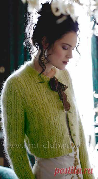 Женский вязаный жакет из ангоры