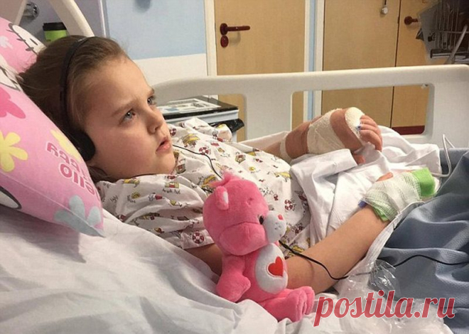 У 8-летней девочки образовалась дырка в руке после того, как в ванной комнате ее укусил паук - P-i-P.me