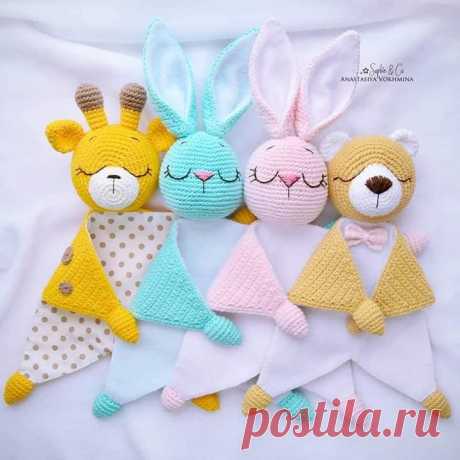 (7) Facebook