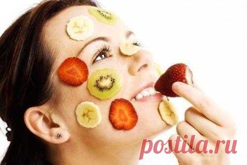Забирай себе!  Косметика со вкусом: суперэкономно, всем доступно. Пищевые или косметические продукты? И то, и другое. Благодаря моде на все натуральное и своей доступности они превратились в полноценные средства по уходу. Эффективно действуют как снаружи, так и изну...