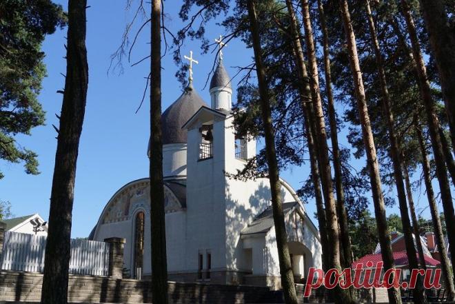 Храм Рождества Пресвятой Богородицы в пос. Александровская г. Сестрорецка