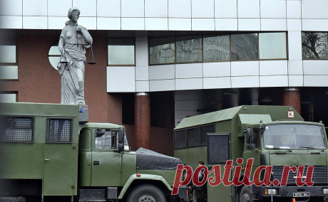 Зеленский ратифицировал Римский статут МУС. Зеленский подписал законопроект о ратификации Римского статута МУС. Украина не ратифицировала этот документ с 2000 года. Как пишет «Европейская правда», причиной были опасения по поводу привлечения к ответственности украинцев